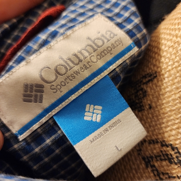 Columbia Plaid Button Down Long Sleeve Navy Blue Dress Shirt - Picture 4 of 5